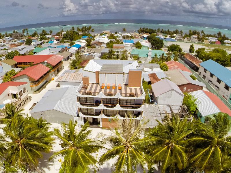 Crystal Sands Beach Hotel At Маафуши Экстерьер фото