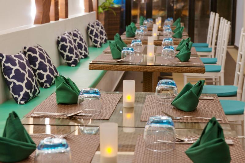 Crystal Sands Beach Hotel At Маафуши Экстерьер фото