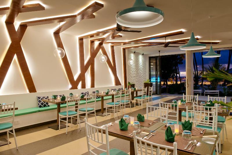 Crystal Sands Beach Hotel At Маафуши Экстерьер фото